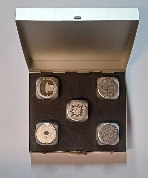 Cryptic Cabin Metal Blood Bowl Dice Set - Sliver