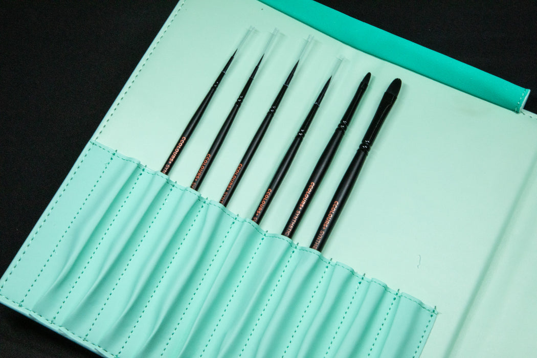 Cryptic Cabin - Full Set of 6 Synthetic Brushes & Case